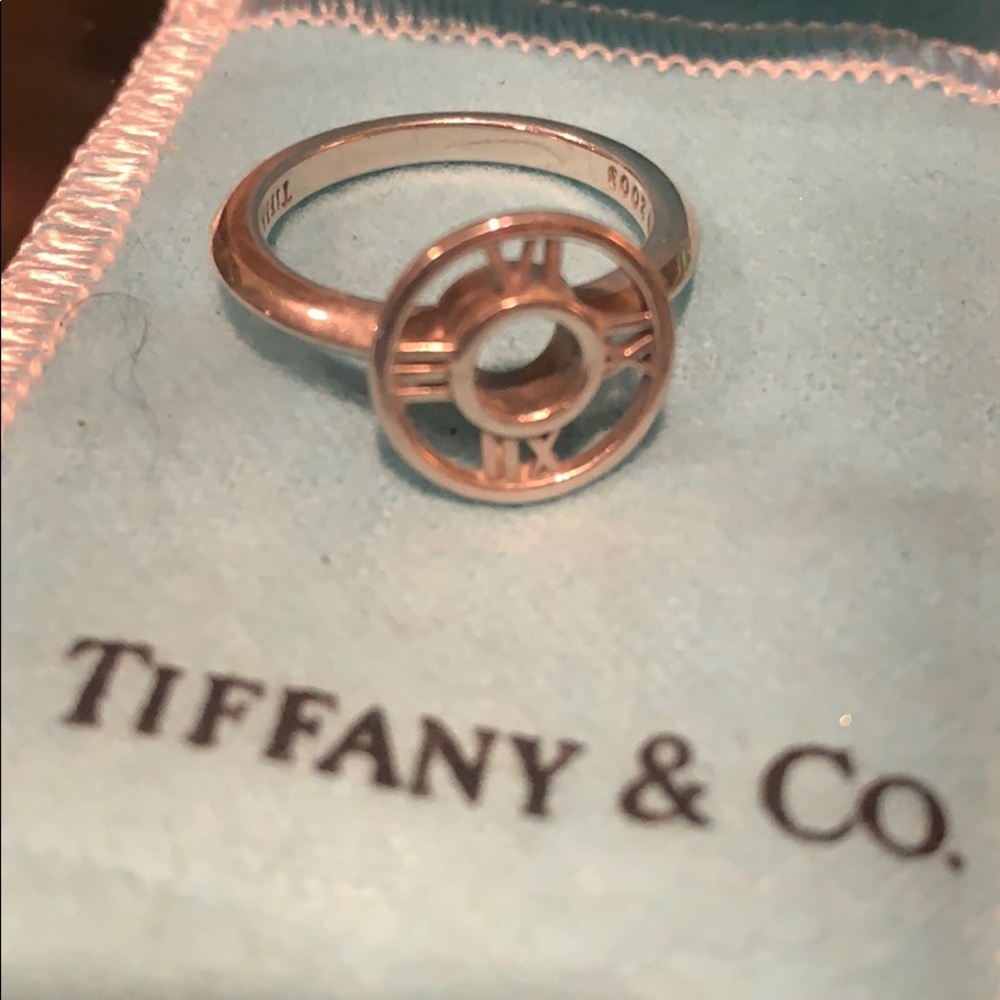 TIFFANY & CO. Atlas Ring sz 8
